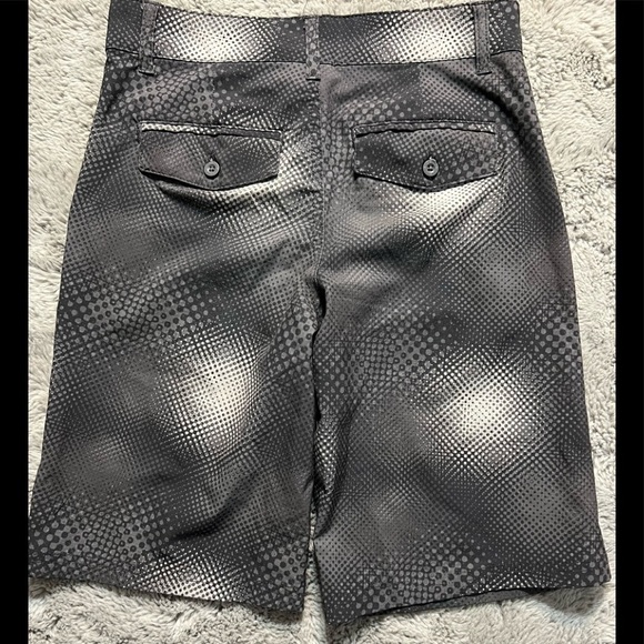 𝅺puma Grey Youth Boy’s Size 8 Hybrid Shorts in EUC - Picture 2 of 5
